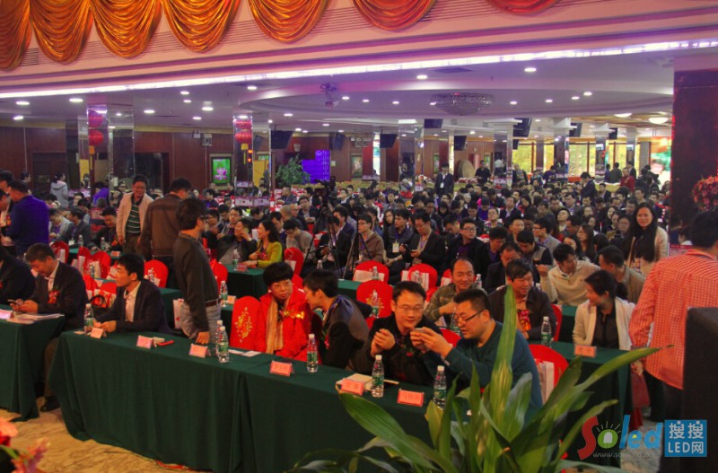 2015\(chng)(lin)LED@ʾИI(y)YԴϕ(hu)վ(hu)hF(xin)(chng)ǰ
